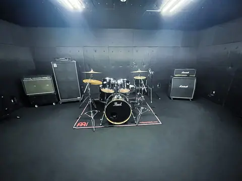 滋賀BARI-HARI（バリハリ）（2Fスタジオ）