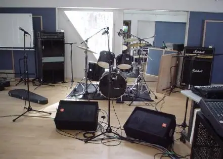 Creative Complex Studio(CCS)(バンドセットを組んだスタジオ)