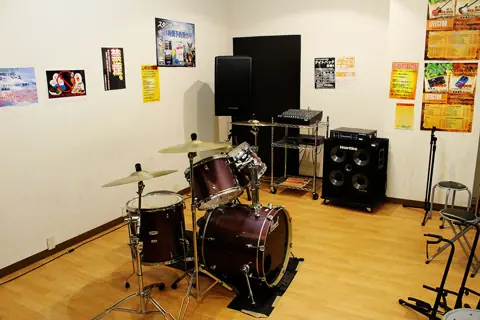 千葉鑑定団八千代店 音楽スタジオ（A-Studio）