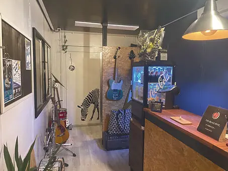 Sound Studio EveryOne's（サウンドスタジオ エブリワンズ）：ロビー