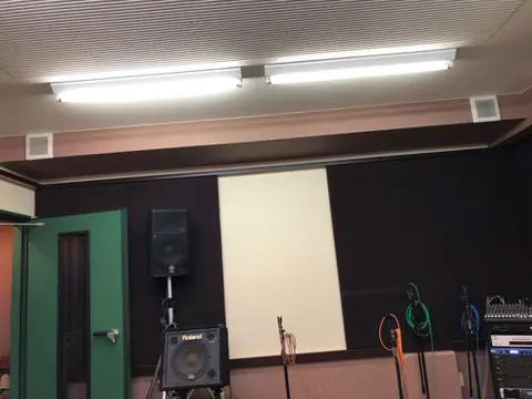 SOUND STUDIO FILL☆IN：スピーカーのある部屋