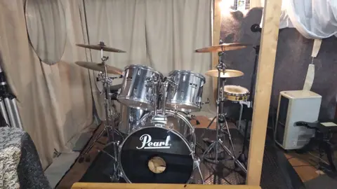 ギターマニア［GM STUDIO］：ドラムセット