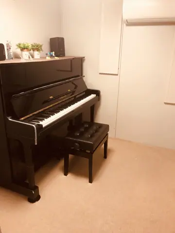 レンタルスタジオ【JAZZ'N!】（アップライトピアノのある防音室）