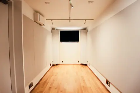 上七軒 箔：録音室