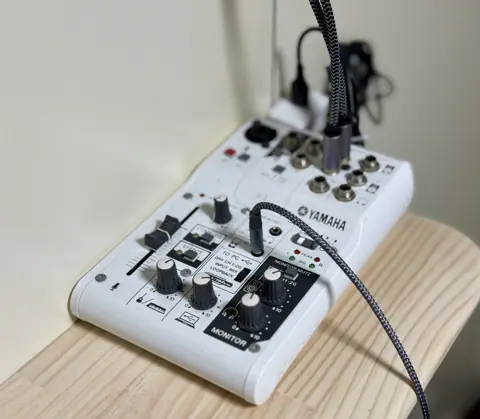 Melovivo Studio（メロビーボ スタジオ）：ミキサー