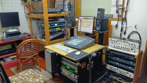音楽スタジオ虹音堂：録音機材