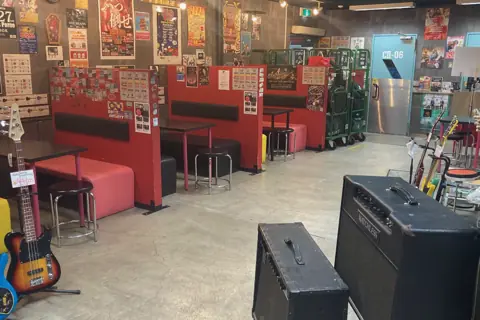 スタジオペンタ千葉 II：ロビー