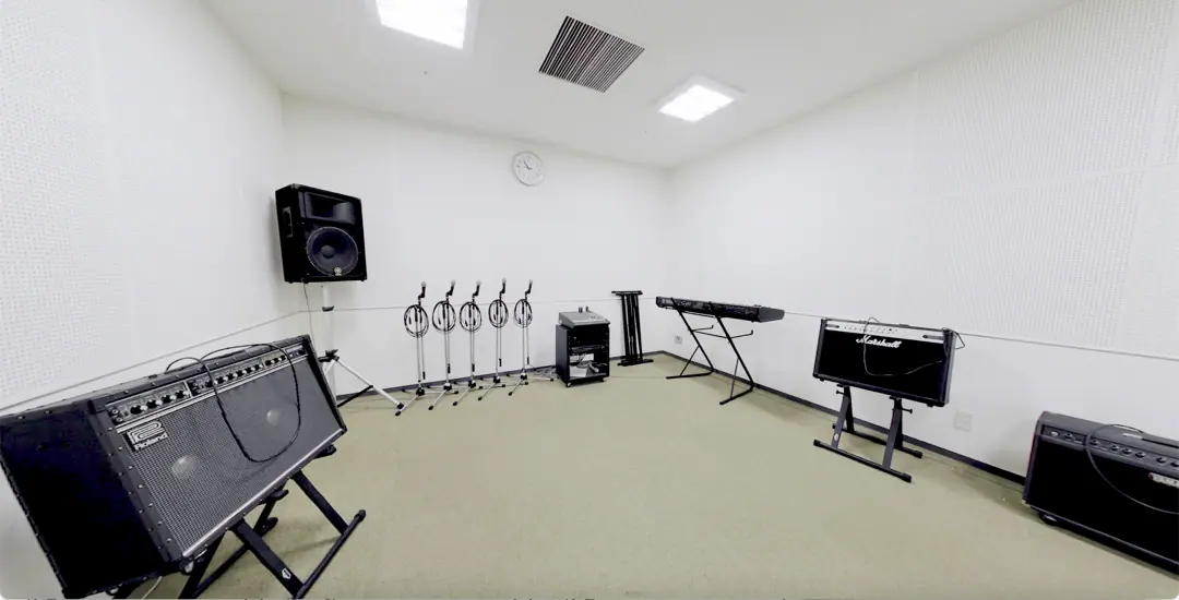 秋田拠点センターアルヴェ 1F 音楽交流室(アンプとスピーカーのある音楽室)