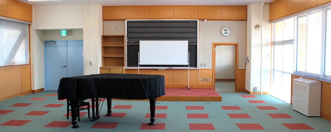 真砂コミュニティセンター 音楽室(グランドピアノのある部屋)