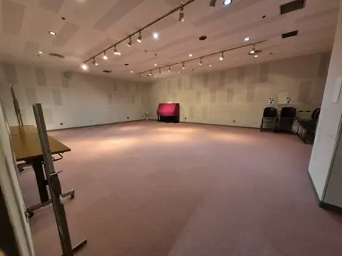 船橋市勤労市民センター 音楽室:ピアノのある音楽室