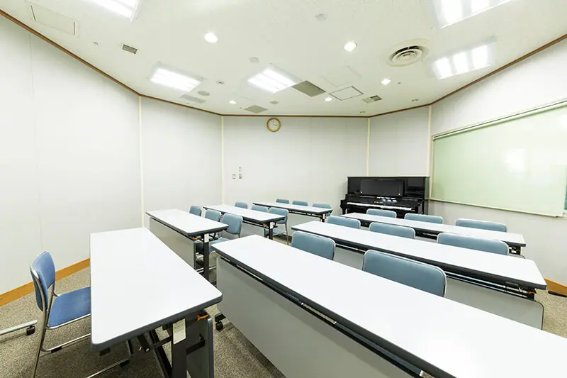 八王子市学園都市センター サウンドルーム(サウンドルーム ピアノのある部屋)