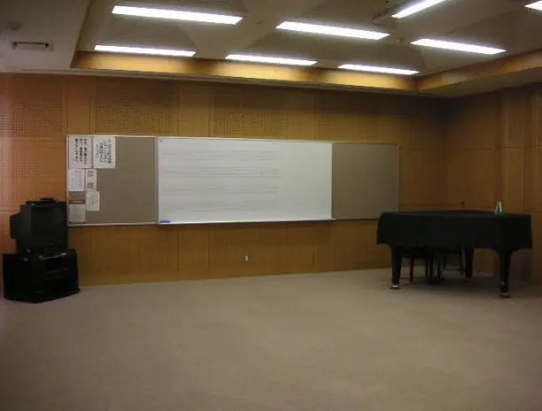 八王子市川口市民センター 音楽室(グランドピアノのある音楽室)