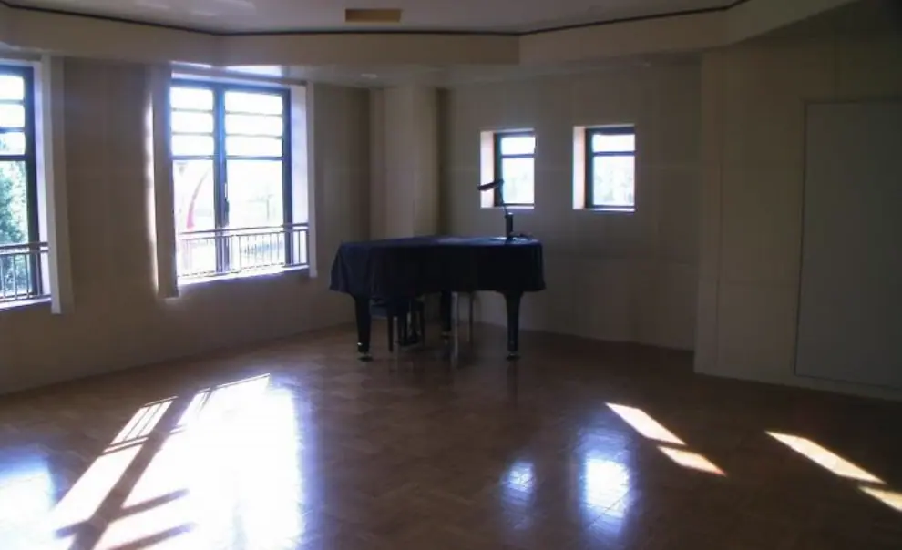 八王子市南大沢市民センター 音楽室(グランドピアノのある音楽室)