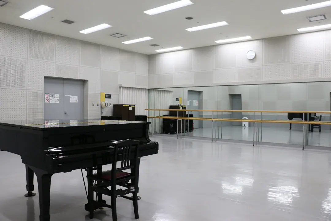 小平市民文化会館(ルネこだいら) 練習室(グランドピアノのある練習室)