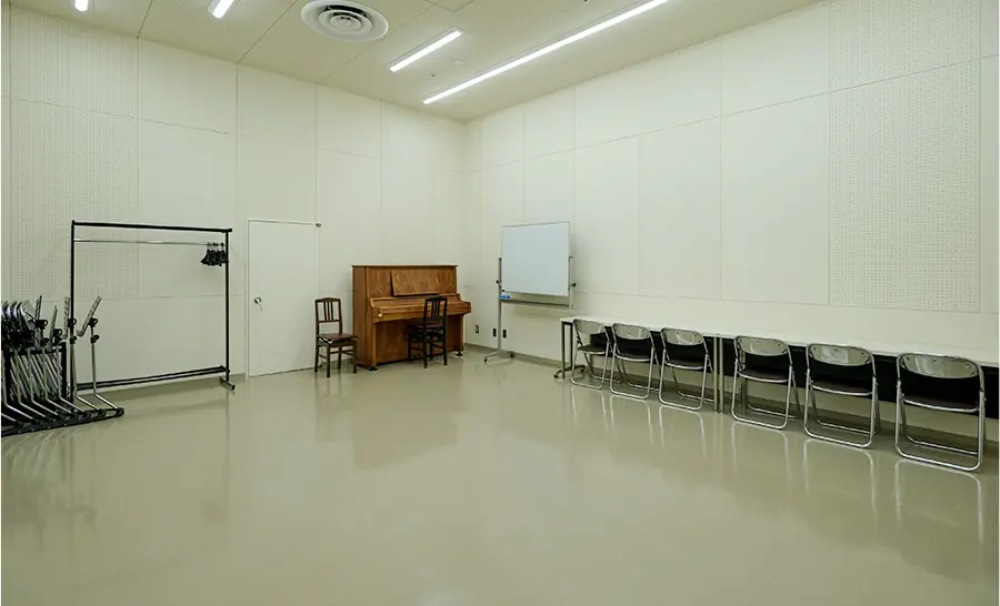 町田市民ホール 練習室(アップライトピアノのある練習室)