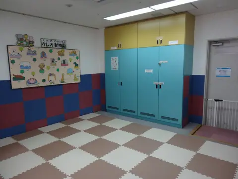 クレオ大阪東 多目的室（音楽室）：照明設備のある多目的室