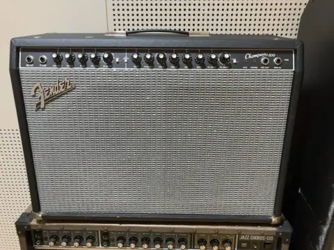 本所地域プラザ BIG SHIP スタジオ：ギターアンプ（Fender）