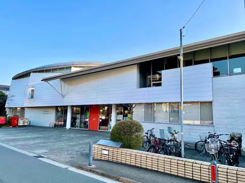 横浜市篠原地区センター（建物の外観）