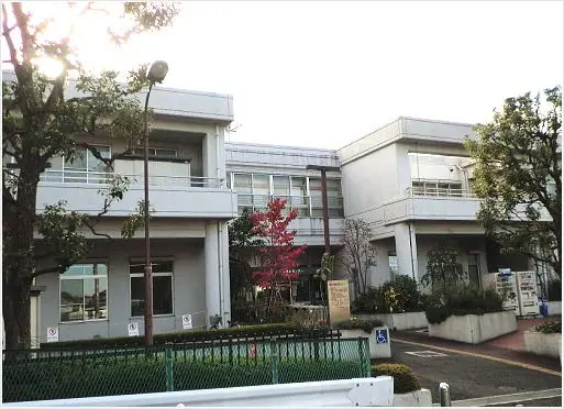 横浜市綱島地区センター(建物の外観)