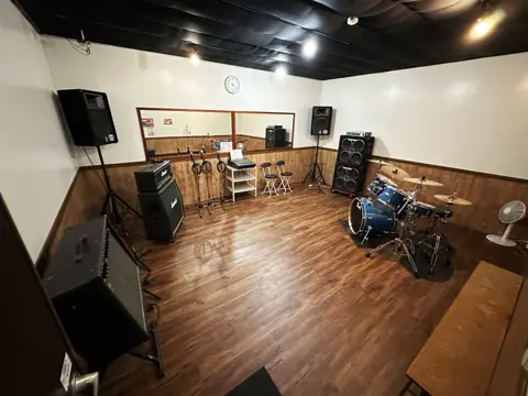 ロッキン豊田店:B1スタジオ