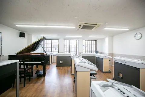 山響楽器店 青葉台センター:グランドピアノのある室内