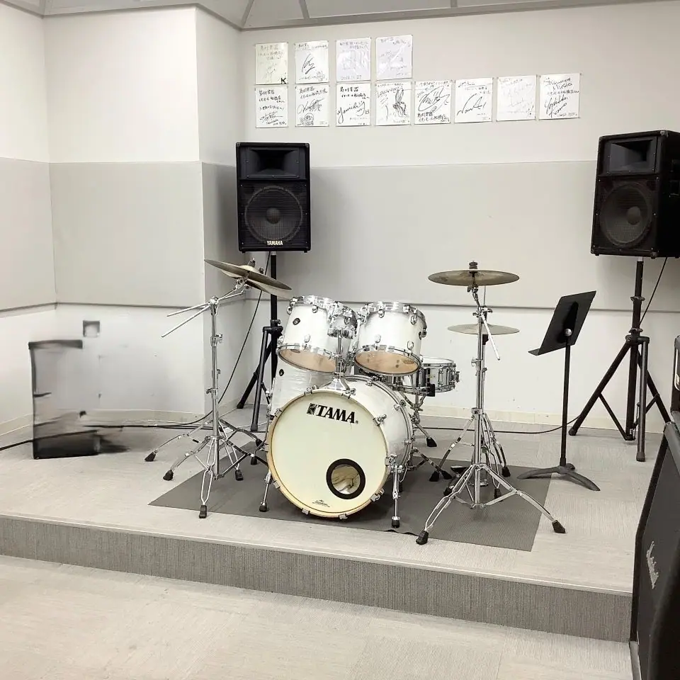 島村楽器 イオンモール船橋店 レンタルスタジオ(ドラムのある練習室)