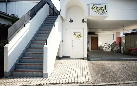 Studio Sound Crew（スタジオ・サウンド・クルー）：入口