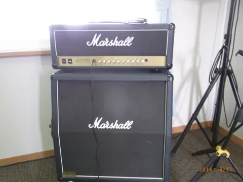 音楽スタジオ アップル：Marshallのアンプ