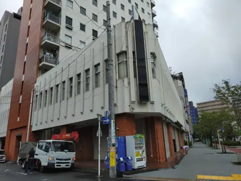 STUDIO楽 川崎店:建物の外観