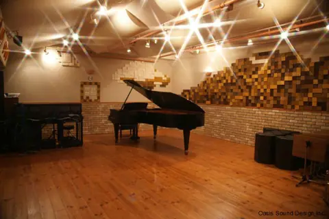 studio home(グランドピアノのあるスタジオ)