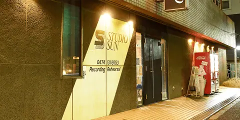 STUDIO SUN 西船橋店：入口