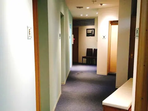 スガナミ楽器 西橋本センター:廊下