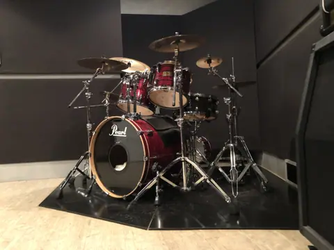 VooDoo Studio（ブードゥースタジオ）：ドラムセット